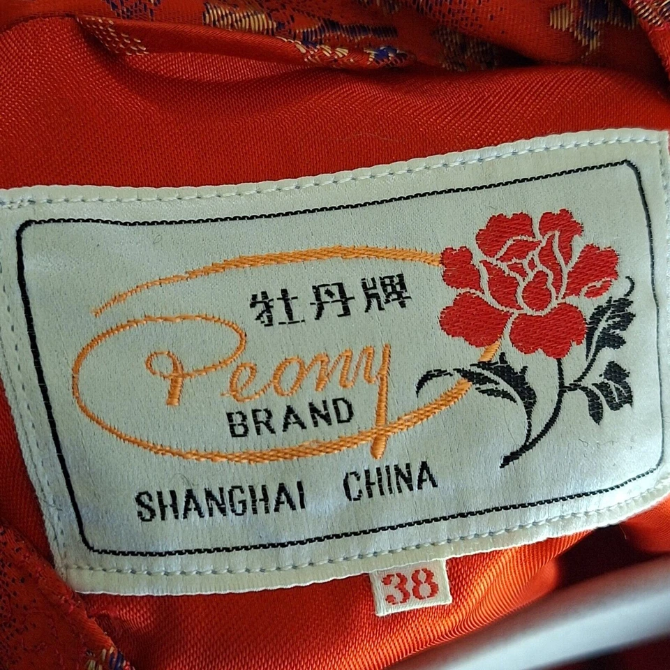 Kimono rojo marca Peony vintage para mujer talla 38 botón rana Shanghai China Foto 2 de 4
