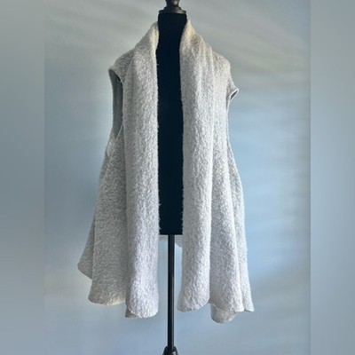 Marcus Adler New York Women's Grey Wrap Vest