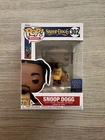 FUNKO POP SNOOP DOGG LAKERS 302 YELLOW JERSEY DOGG HOUSE EXCLUSIVE ROCKS MINT