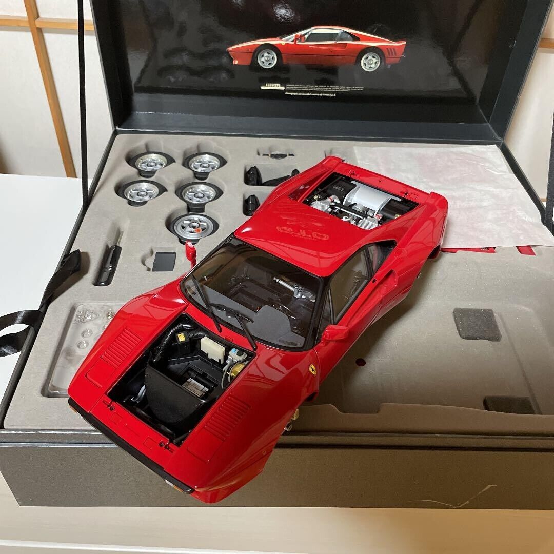 TAMIYA 1/12 Scale Collector's Club Special FERRARI 288 GTO TAMIYA 1/12 Scale Collector's Club Special FERRARI 288 GTO