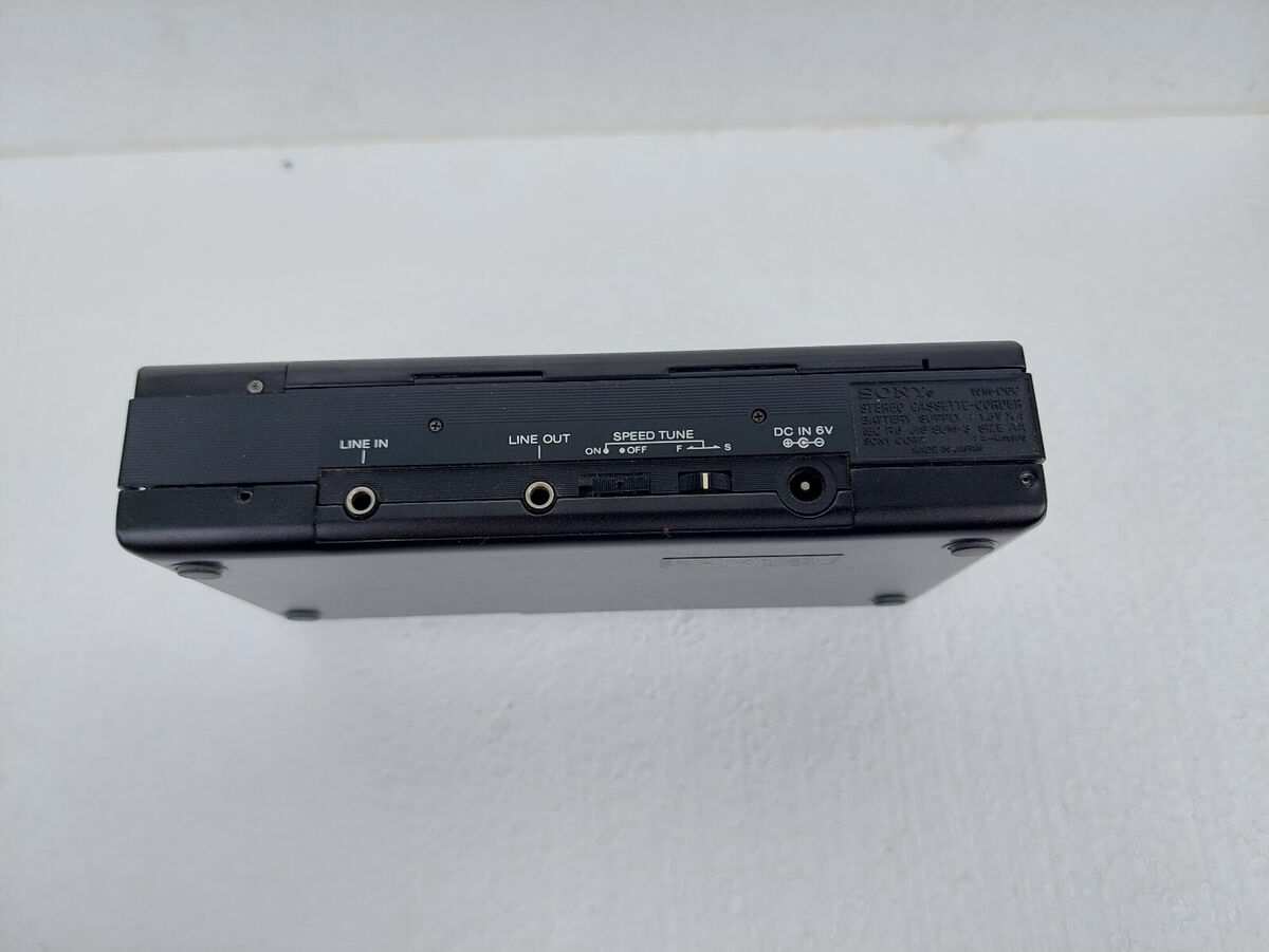 Sony Walkman Professional WM-D6C + Case, for parts or repair Sony Walkman Professional WM-D6C + Case, for parts or repair