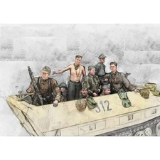 1/35 Resin Figure Model Kit 8 pcs Soldiers German Crew & Accessories in WW2