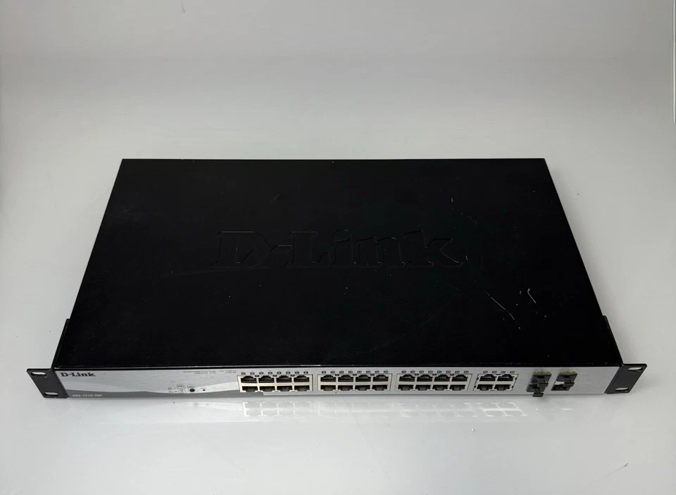 D-Link DGS-1210-28P 28-Port PoE Gigabit Web Smart Switch w/ 4 Gigabit SFP Ports - Image 3 of 4