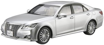 Aoshima 1/24 Toyota Crown Royal Saloon G GRS210 AWS210 2015 Kit No.121 JAPAN NEU