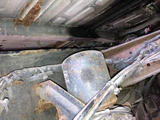 Bendix AD-IS Left/Driver Air Dryer - Used