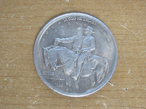 1925 50C Stone Mountain Silver Commemorative Half Dollar