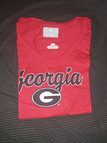 Women’s Georgia Bulldogs Shirt – Size M – Classic Dawgs Spirit! - Picture 2 of 2
