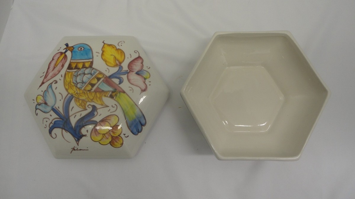 イタリア GUBBIO 花瓶 Rare Gubbio Italy CAFF Signed Hexagon Shaped Bowl W Lid Bird