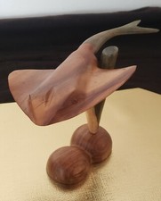 HANDCARVED JAMAICAN NATURAL WOODEN TROPICAL STINGRAY-3 PIECE 6"H x9.5"L x 2.5"W 