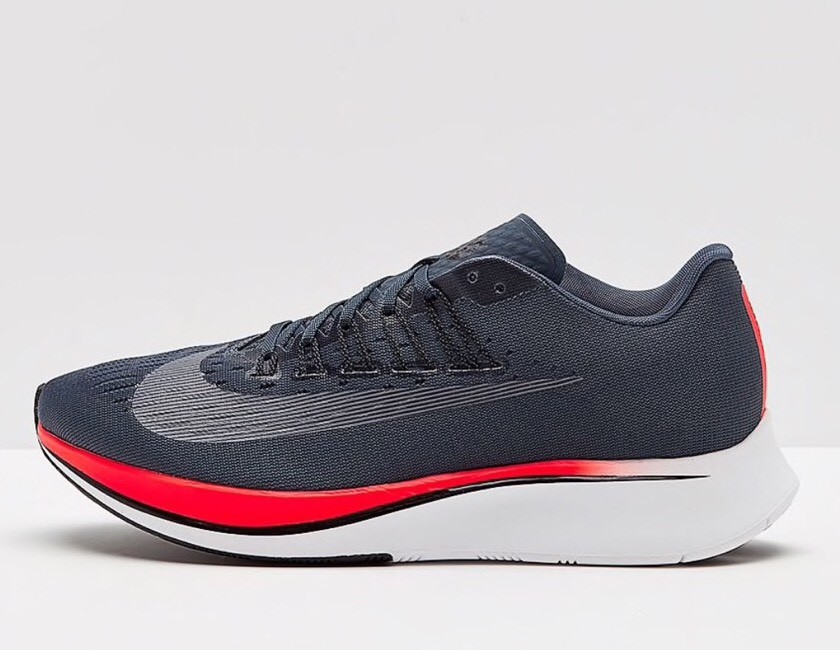 S95 NIKE NIKE NIKE ZOOM FLY Bleufox Noir-Bright Crimson Taille UK 7.5 EUR 42 880848 -400- 129e91 S95 NIKE NIKE NIKE ZOOM FLY Bleufox Noir-Bright Crimson Taille UK 7.5 EUR 42 880848 -400- 129e91