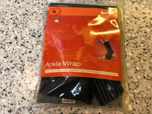 NIKE CAVIGLIA AVVOLGENTE ADULTO unisex taglia small con stomatex superiore attrezzatura calore e umidità - Foto 1 di 6