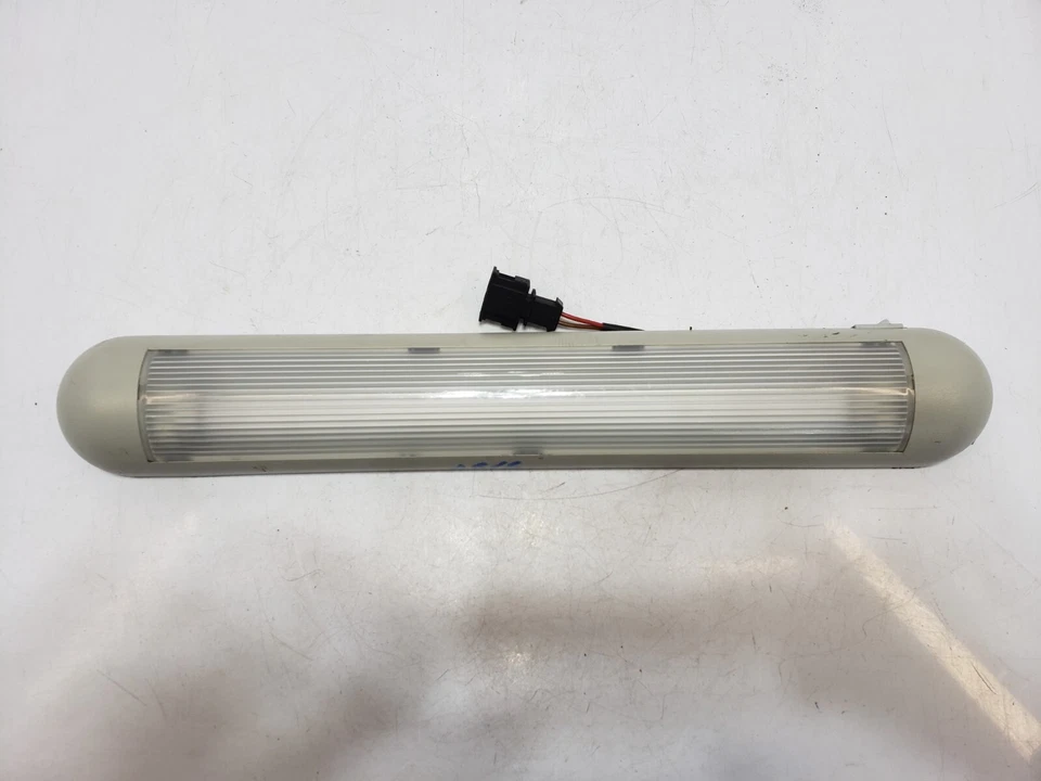 ✅ 1999-2003 OEM Volkswagen Eurovan MV interior cúpula luz de lectura lámpara Foto 2 de 4