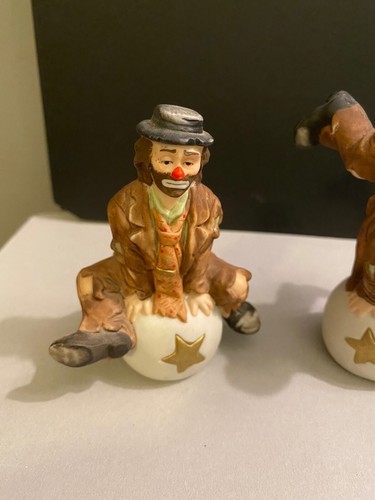 Three Emmett Kelly Jr Flambro Figurine Clown Balancing on a Ball +Extra! Hobo - Picture 3 of 8