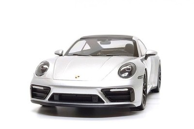 ミニチャンプス 1/18 ポルシェ 911/992 カレラ 4 GTS シルバー Minichamps 1:18 Porsche 911 Carrera 4 GTS (992) in GT Silver | eBay