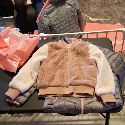 Size 7 Girls GUESS Bomber Jacket Tan/Cream Full Zip Long Sleeve