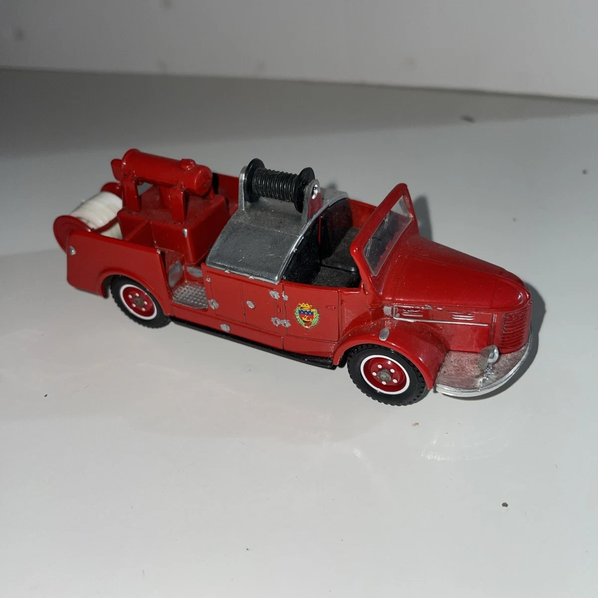 VEBE - Camion de pompiers mécanique à grande échelle