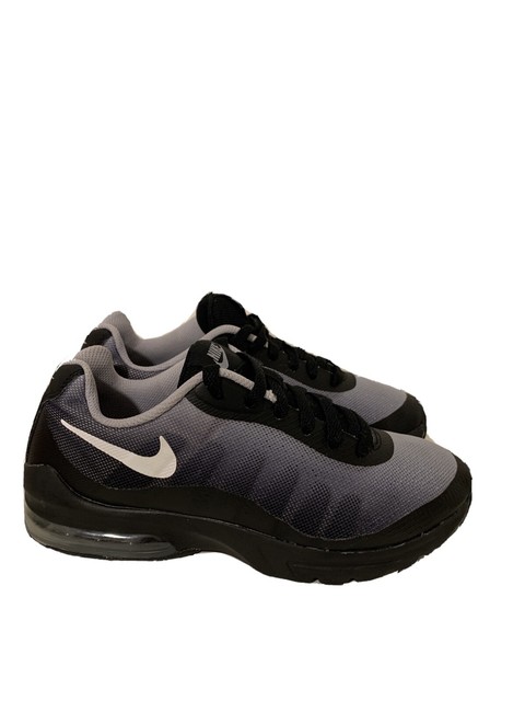 nike air max invigor junior white
