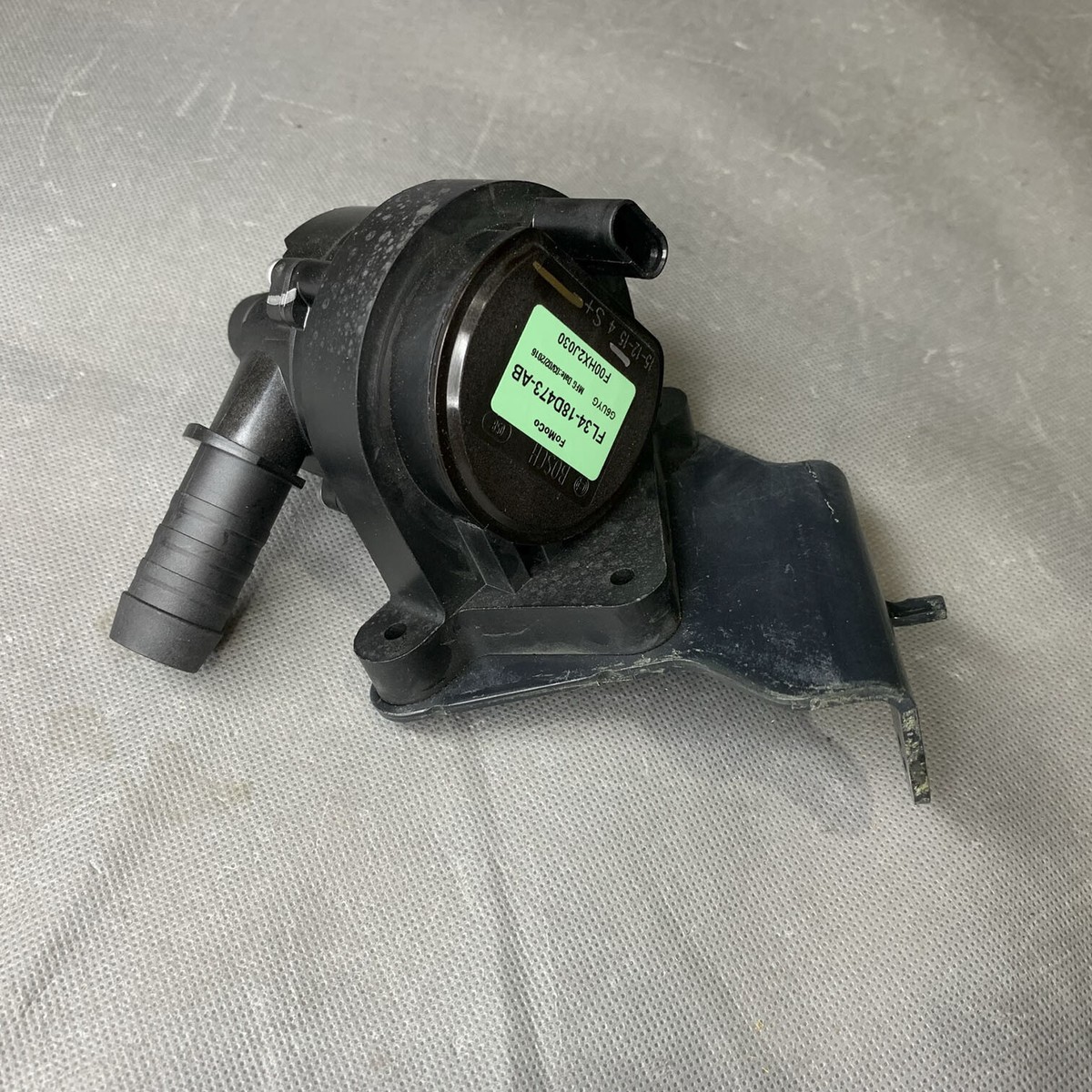 For 2015-2017 Ford F-150 2.7L F00HX2J030 OE ELECTRIC COOLANT WATER