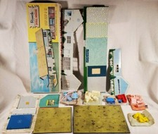 Vtg 1950s MARX Tin Doll House Mid Century Modern Ranch Suburban 4737  NOS NIB