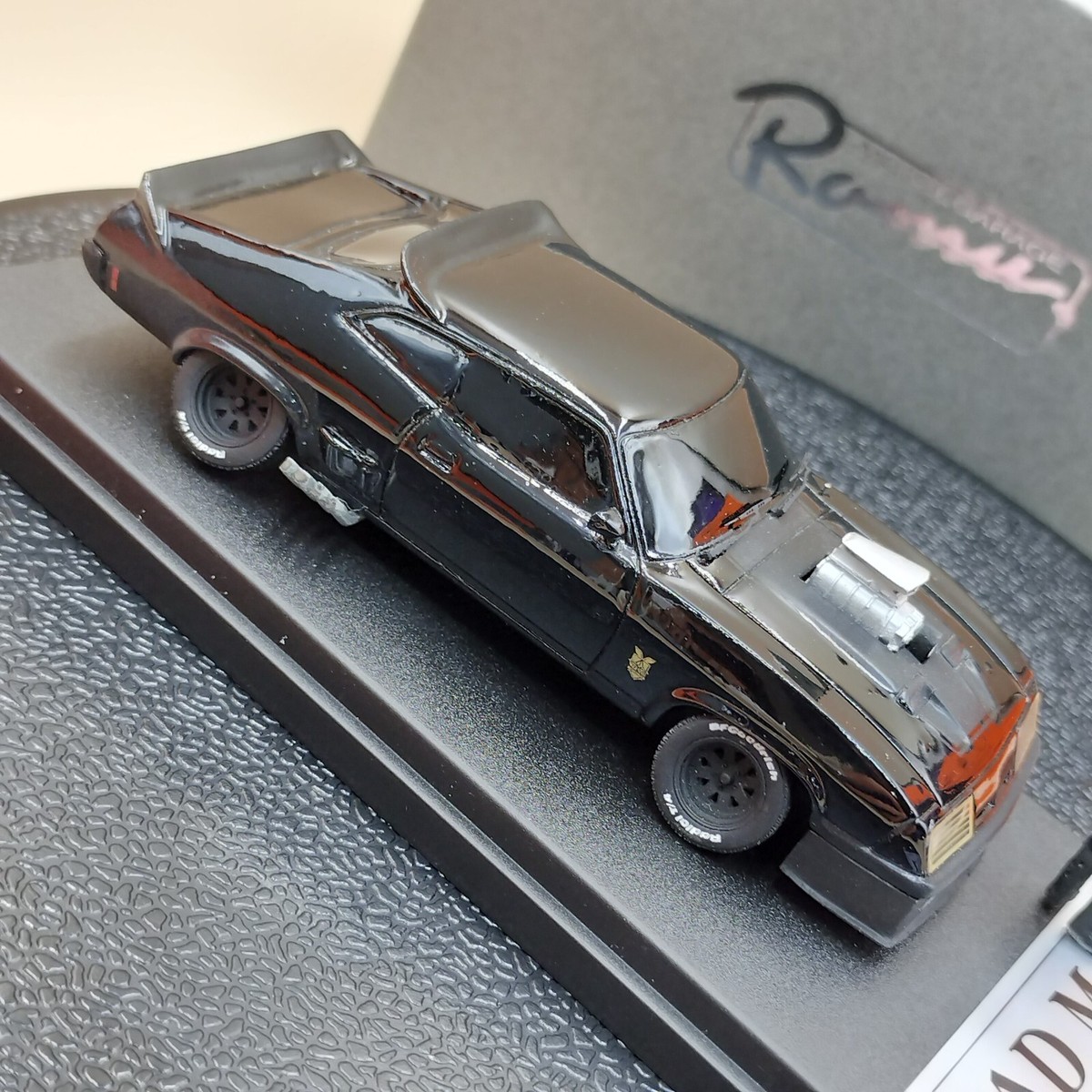 Romu 1/43 MAD MAX The Road Warrior INTERCEPTOR with Figure resin