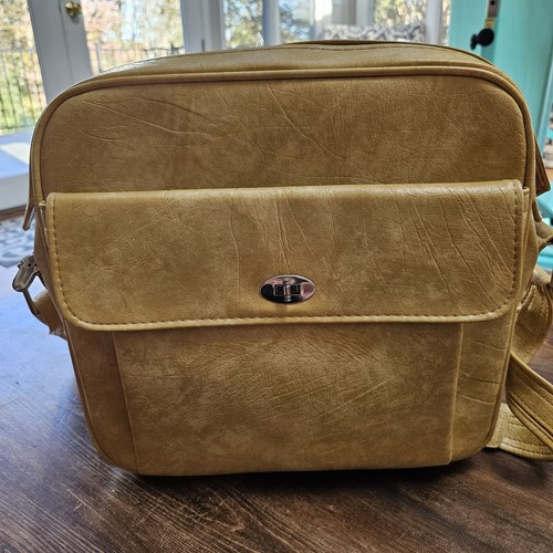 1975 American Tourister Yellow Suitcase & Carry On Plus Samsonite Shoulder Bag - 第 17/24 張圖片
