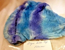 HAND DYED BLUE SILK CAP FOR ROVING 1 OZ WOOL YARN