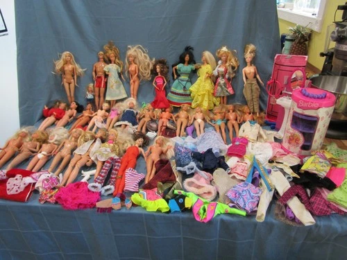 Huge Vtg Barbie Ken Lot 30 Dolls,  Accessories, Clothing & more