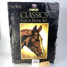 Caron Classics Latch Hook Kit Horse - NEW in box (20" x 30") - w/ Hooking Tool