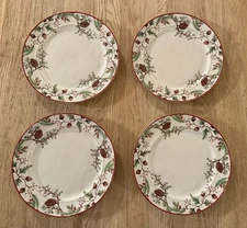 Pottery Barn Forest Gnome Christmas 4 Dinner Plates 10-3/4”