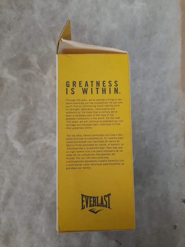 Everlast Women's EVWHR006BK Heart Rate Monitor Pink Rubber Watch w, packaging 	 - Image 4 of 4