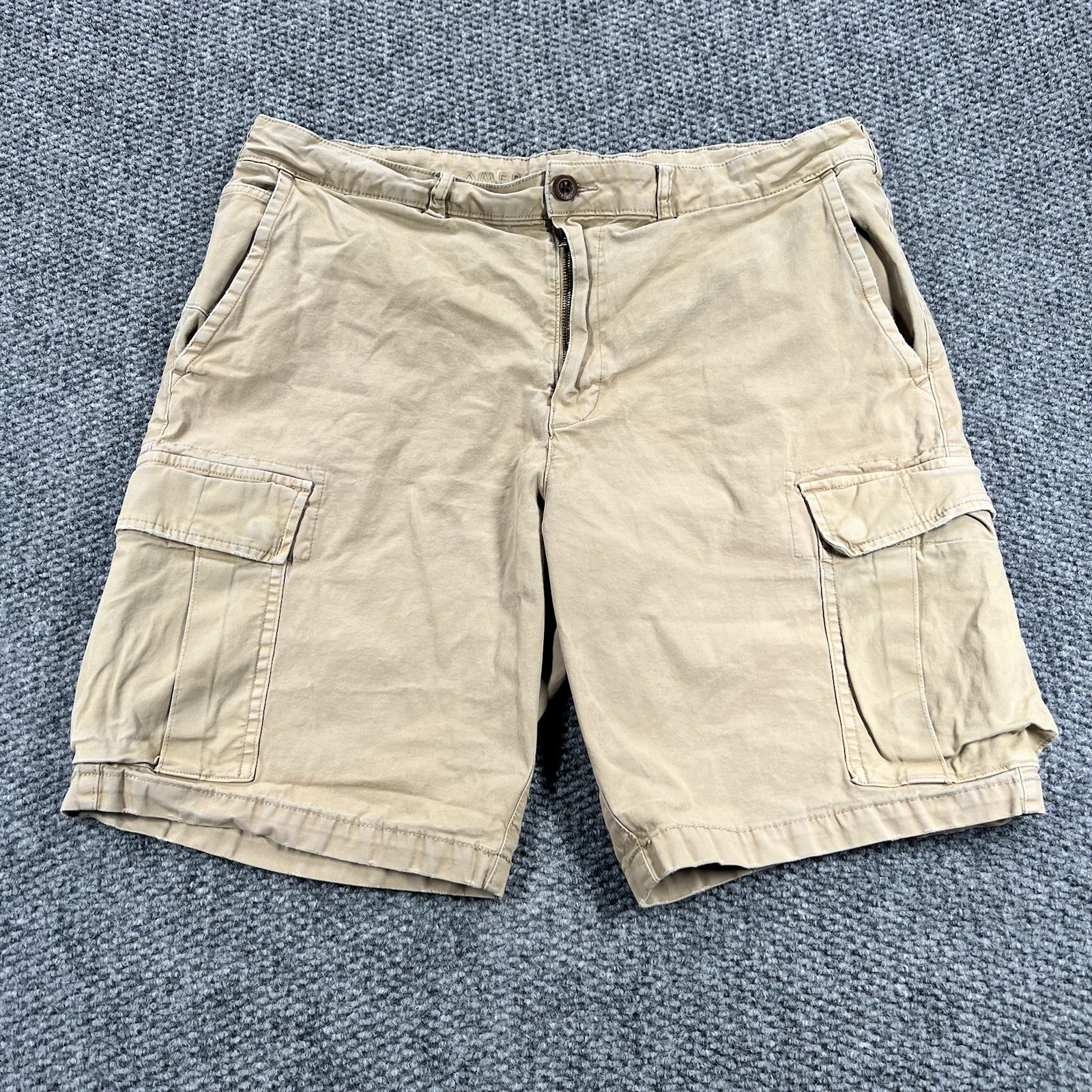 American Eagle Cargo Shorts Mens 32 Khaki Beige Next Level Flex Classic Y2K