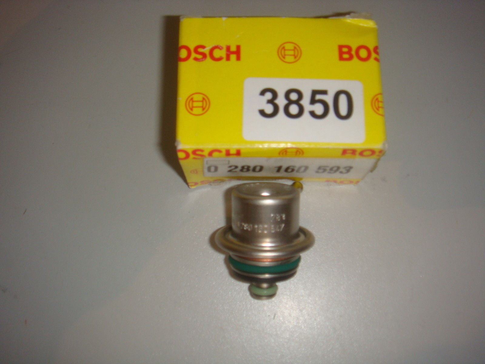 Régulateur de pression d'essence Bosch 0280160593 neuf pour moteur Holden