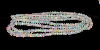Ein 17 '' Natürlich Äthiopische Opal Welo Feuer Edelstein Perlen 2Strands Schwarz