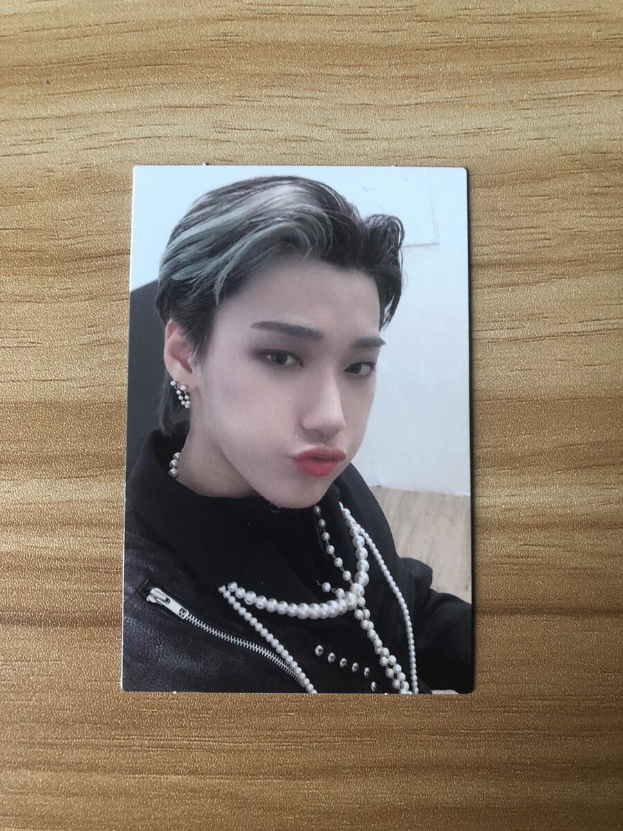 Ateez Official Photocard - Treasure Epilogue: Action to Ateez Official Photocard - Treasure Epilogue: Action to