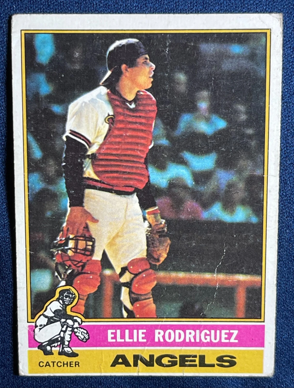 1976 TOPPS #512 ELLIE RODRIGUEZ (CALIFORNIA ANGELS) BASEBALL CARD