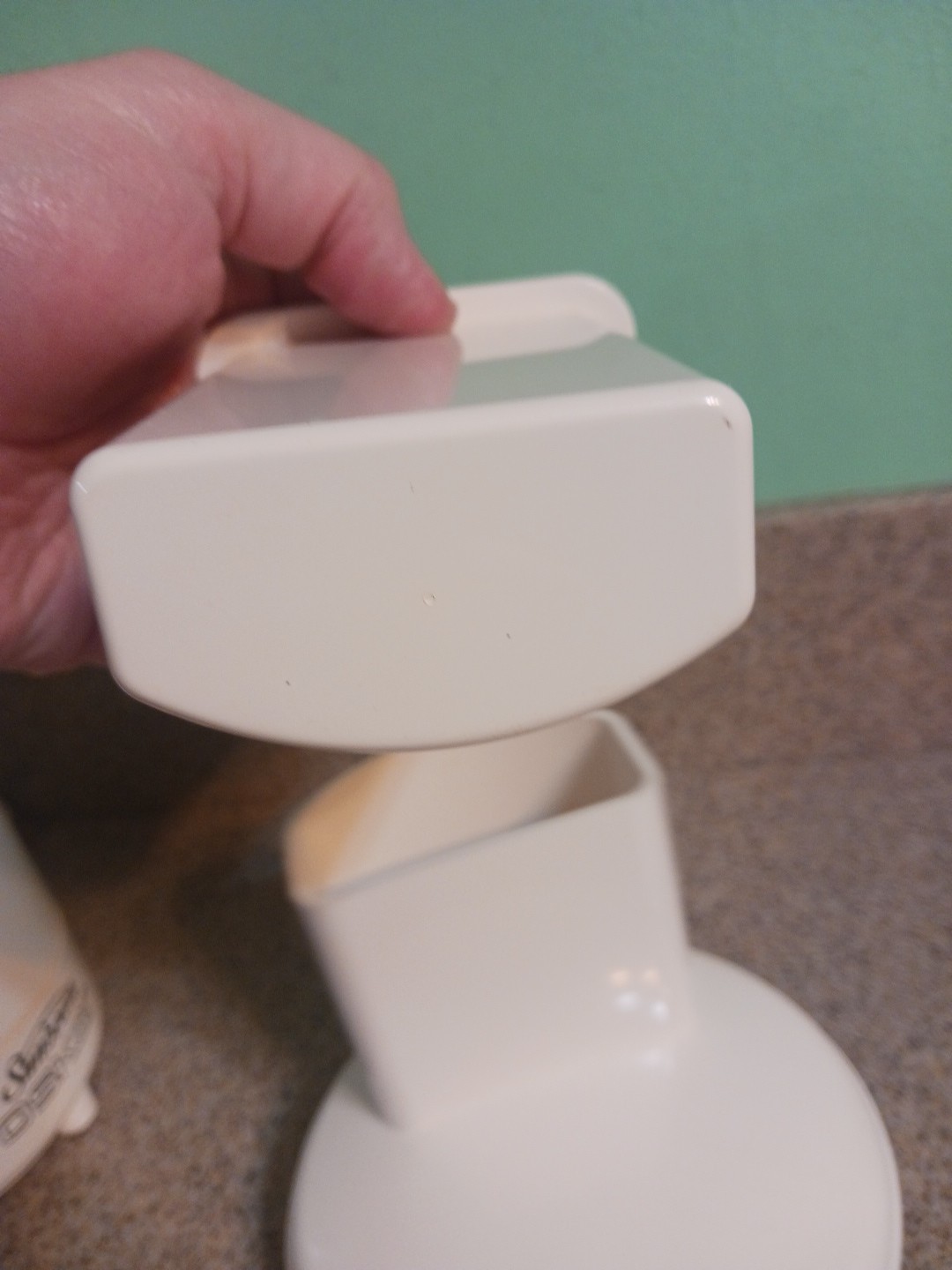 Sunbeam Oskar Food Processor 14081 Salad Chute Attachment Lid & Pusher Part