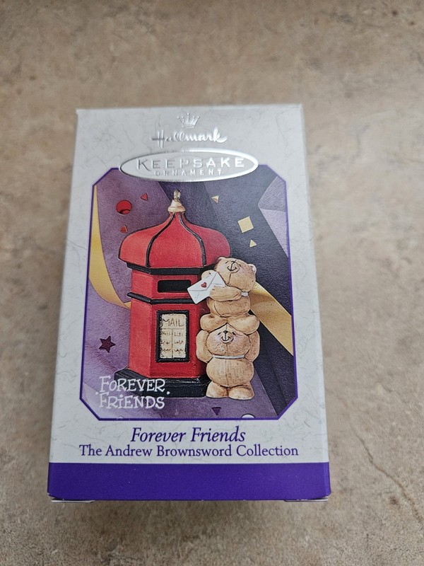 1998 Hallmark Keepsake Ornament Forever Friends Bears Mailing a Letter Christmas