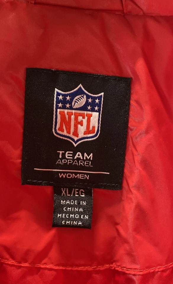 Ropa del equipo de la NFL para mujer roja chaqueta acolchada de los Kansas City Chiefs talla XL Foto 3 de 4