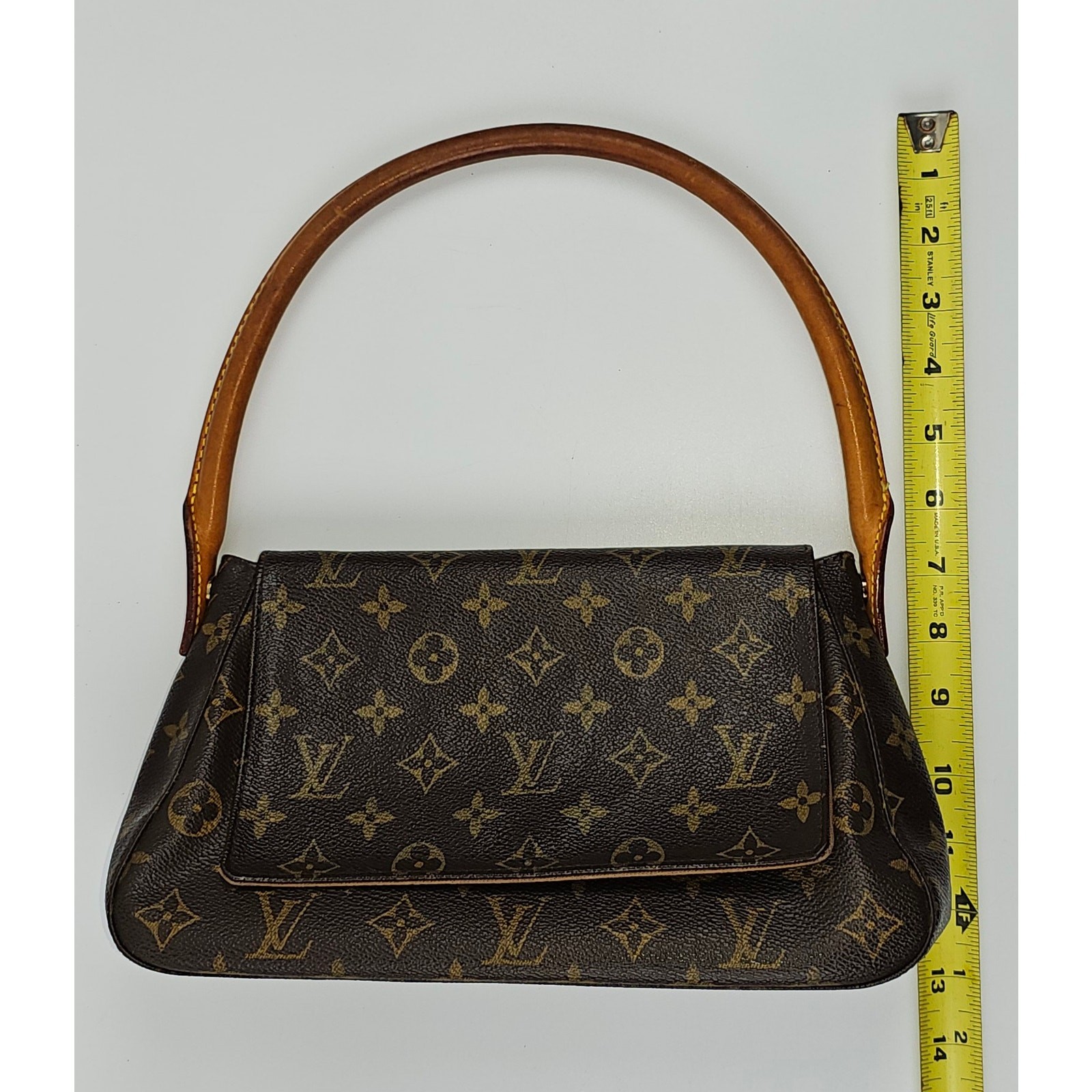 LV Monogram Looping Mini - image 6