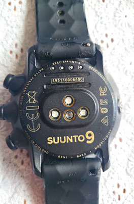 Suunto 9 Baro Titan GPS Sport Smartwatch  Herzfrequenz/Schritte, Pulsgurt, Box