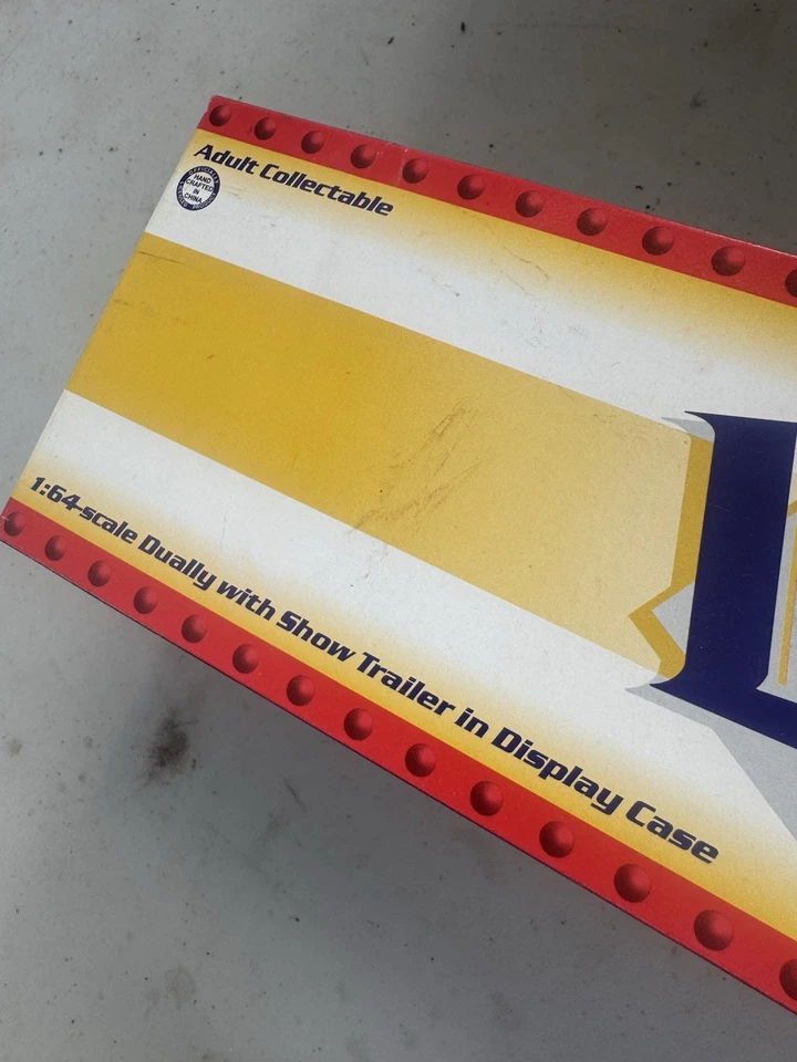 1/64 Action Rusty Wallace Miller Lite #2 Dually With Trailer NASCAR 1997 - Image 3 of 4