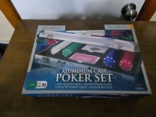 Cardinal Aluminum Case Deluxe 200 Chip Poker Set