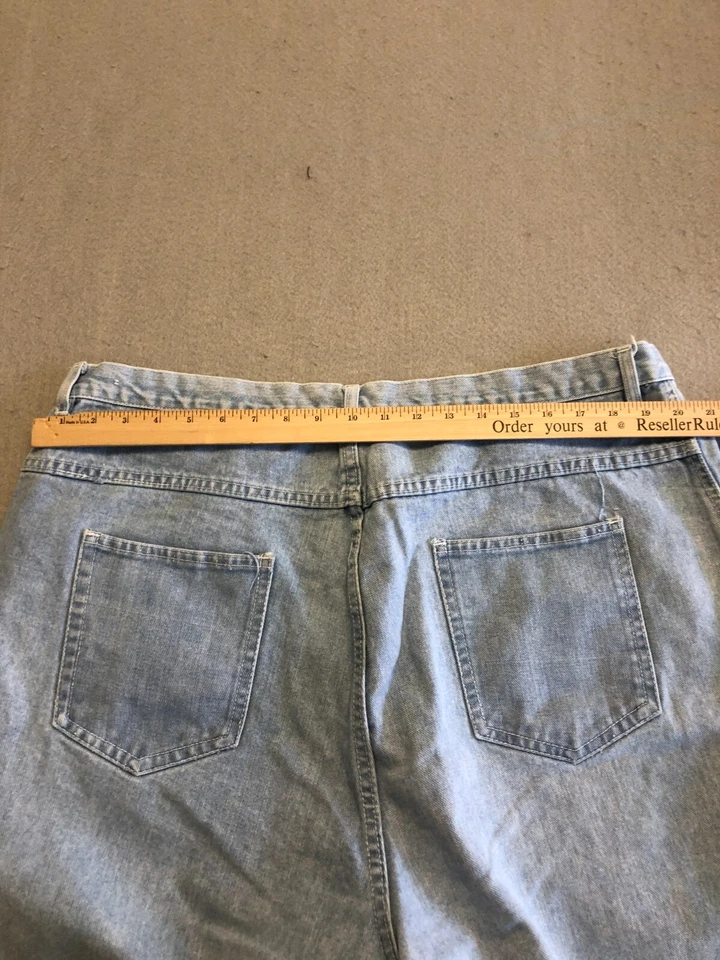 Pantalones Cortos de Jean Faded Glory Para Mujer 22 Azul Claro Denim Bordado Flor Informal Foto 4 de 4