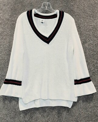 Cabi Women's 3/4 Bell Sleeve Knit Sweater Pullover V-Neck White Size S  Preowned