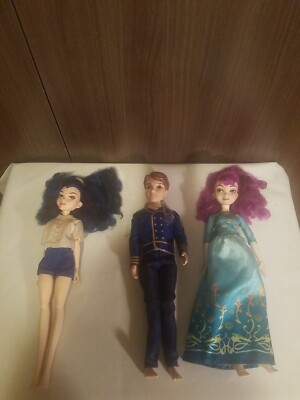 Lot of 3 Disney Descendants 11'' Dolls Ben Mal Evie