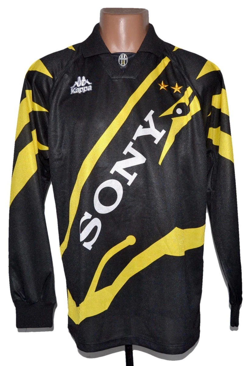 Juventus Kappa In International Club Soccer Fan Apparel