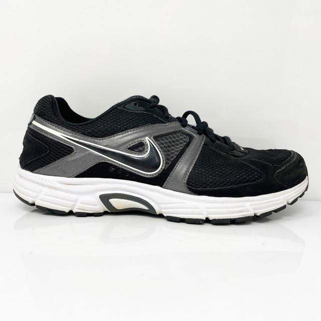 Size 9.5 - Nike Dart 9 Black 