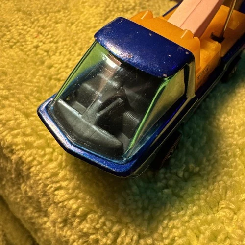 Hot Wheels Redline the Heavyweights Tow Truck Aqua Glass /blue Body Sharp!