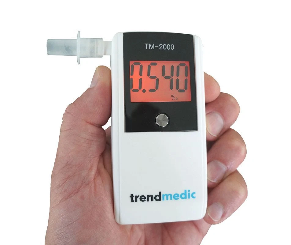 Alkoholtester TM-2000 / Professionelles Alkoholmessgerät von Trendmedic - Bild 3 von 4