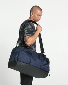 nike training vapor power holdall in black